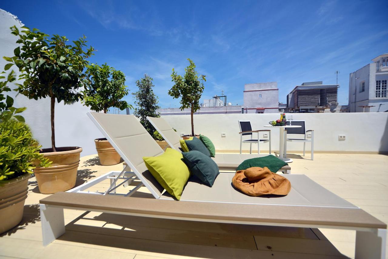 Plaza Mina Suites - Adults Recommended By Luxury Suites Cadix Extérieur photo Rooftop terrace