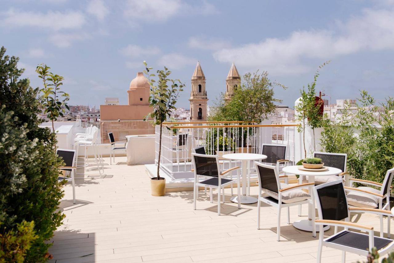 Plaza Mina Suites - Adults Recommended By Luxury Suites Cadix Extérieur photo Rooftop terrace